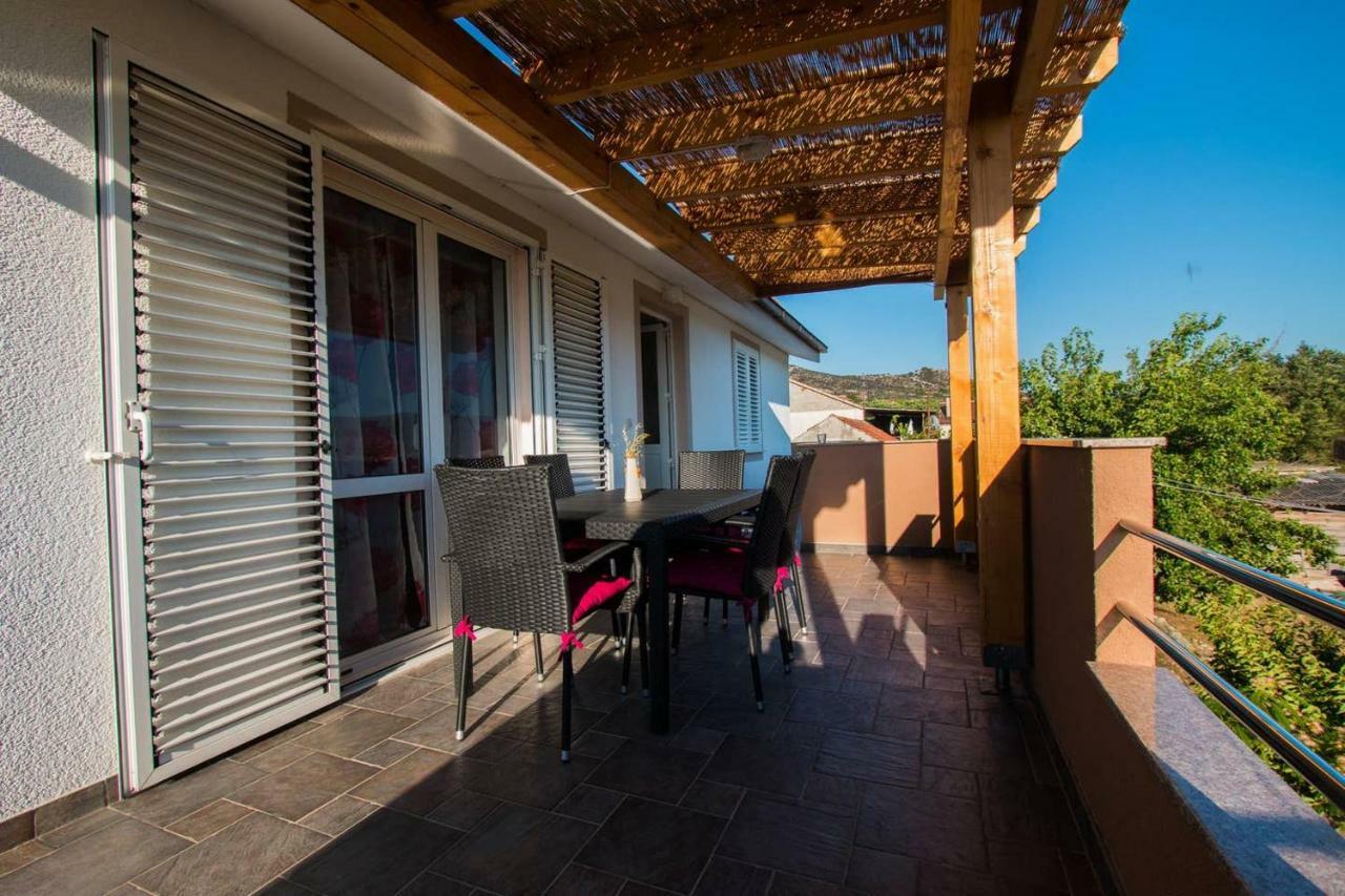 Kuca Za Odmor Lucija Apartment Vrana  Exterior photo