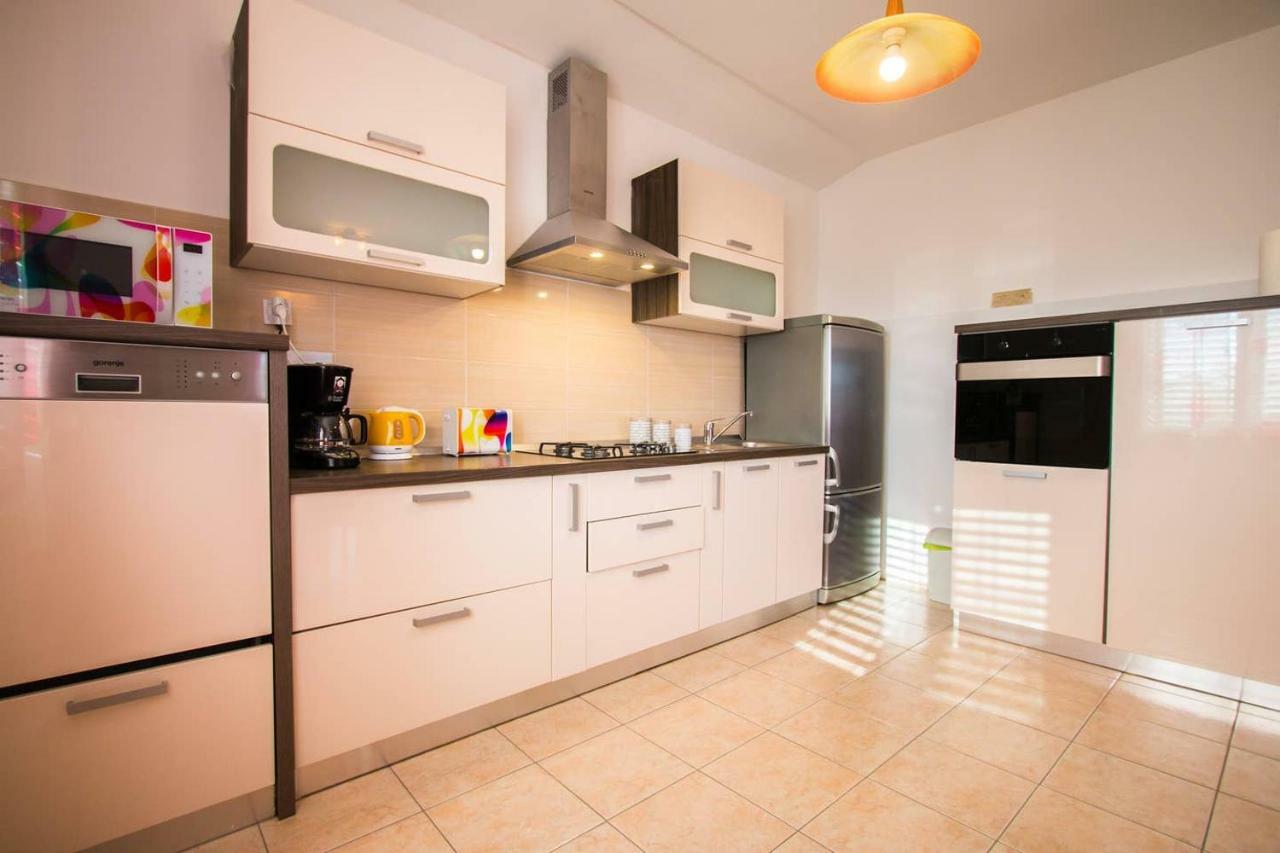 Kuca Za Odmor Lucija Apartment Vrana  Exterior photo